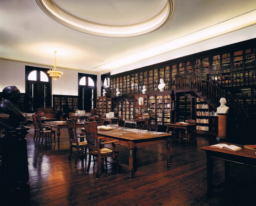 Library02(1).jpg